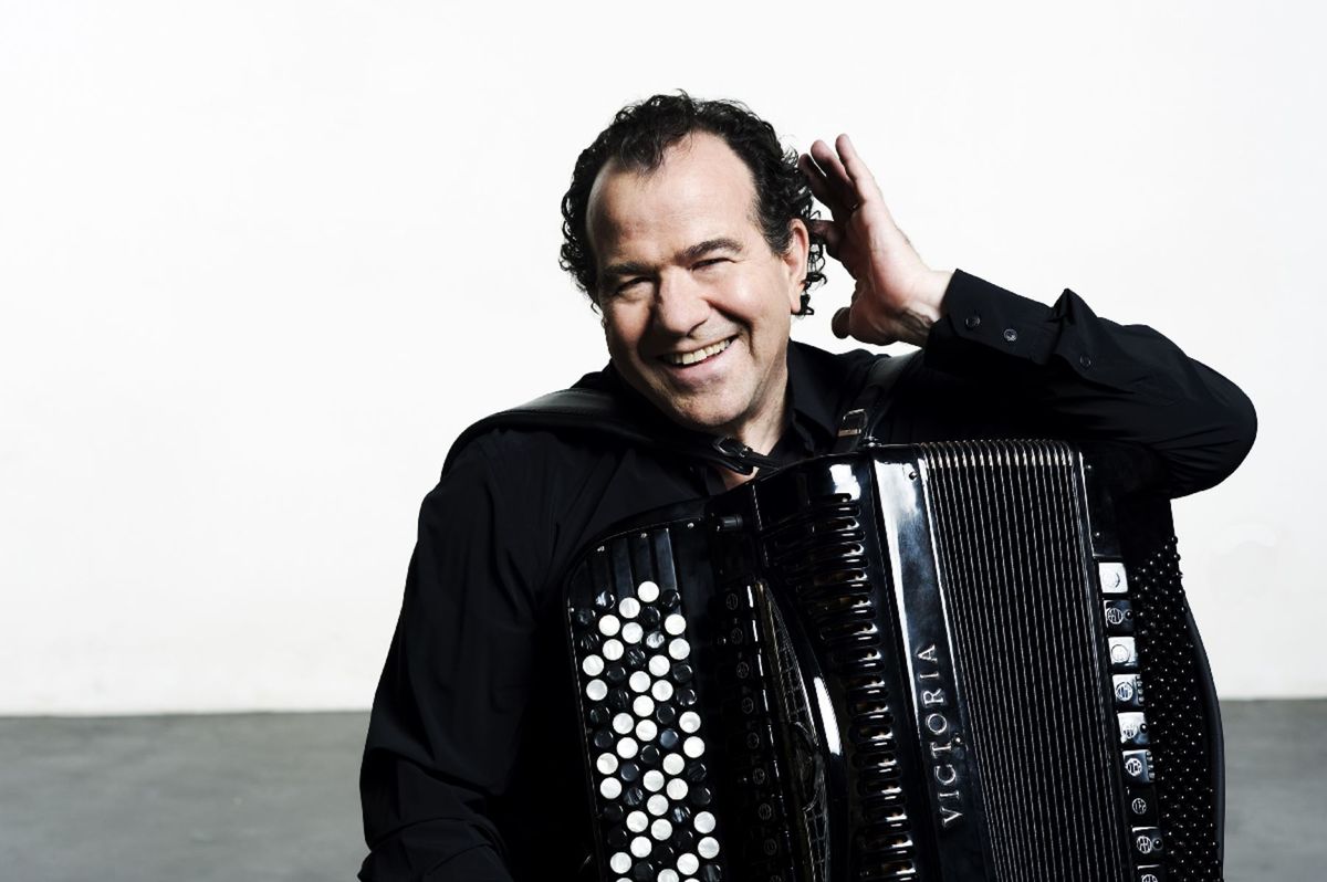 Francúzsky akordeonista, bandoneonista a...