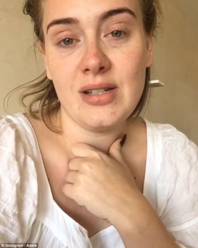 Speváčka Adele sa trápi s nádchou a chrípkou.