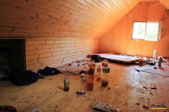 Stopy po bezdomovcoch v podkroví jedného z...