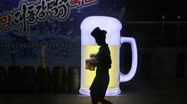 Z centra Prahy asi zmizne jedna z atrakcií - bicykle s 15 turistami a pivom