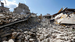 zemetrasenie v Taliansku, zemetrasenie, trosky,