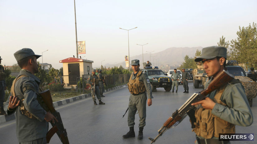 vojaci, stráž, Kábul, univerzita