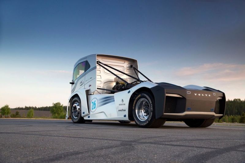 Iron Knight prešiel jeden kilometer za 21,29...