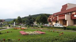 Rómske jedlo chudobných už z tanierov mizne