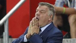 Allardyce našiel na Slovensku šťastnú mincu, už sa jej nevzdá