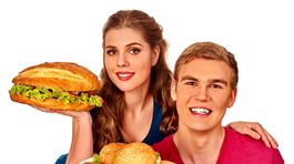 Poznáte 5 najviac nezdravých návykov v stravovaní?