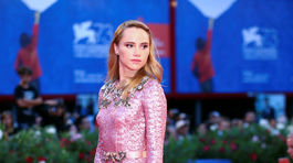 Cooperova ex v Benátkach ako dokonalá diva! Uchvátila všetkých...