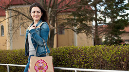 Partizánčanka vyrába kabelky s príbehom do celého sveta