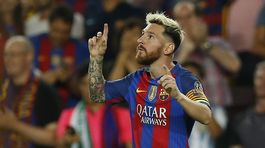 Barcelona si vezie z Valencie dôležité tri body. Vyhrala tesne 3:2