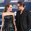 Brad Pitt a jeho manželka Angelina Jolie