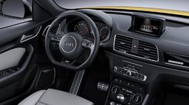 Audi RS Q3 performance - 2016