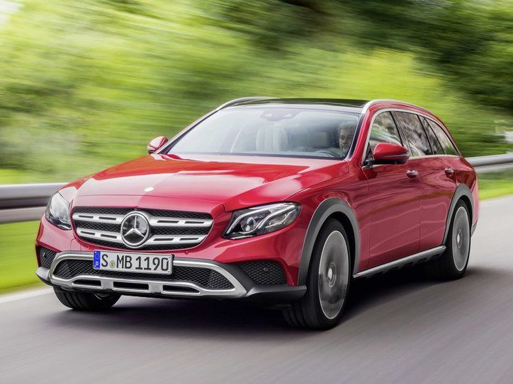S novou triedou E trafil Mercedes-Benz klinec...
