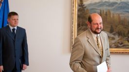 Zala si má dať prestávku v Smere