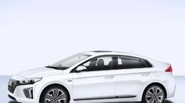 Hyundai Ioniq - 2016