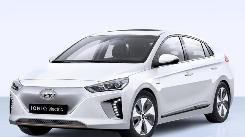 Elektrická verzia Ioniq Electric (88 kW) má...