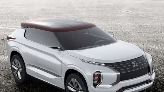Mitsubishi GT-PHEV Concept - 2016