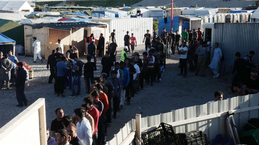 Calais, migranti