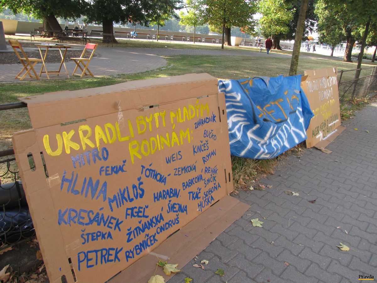 Podľa aktivistov viacerí umelci, novinári aj...