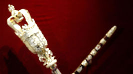 Peres: Ostrov v rozbúrenom oceáne pomáhal stavať veľký rečník