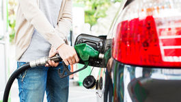 Eurové ceny palív končia. Na dovolenkách budeme tankovať drahšie