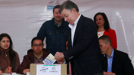 Kolumbijčania odmietli mierovú dohodu vlády s FARC