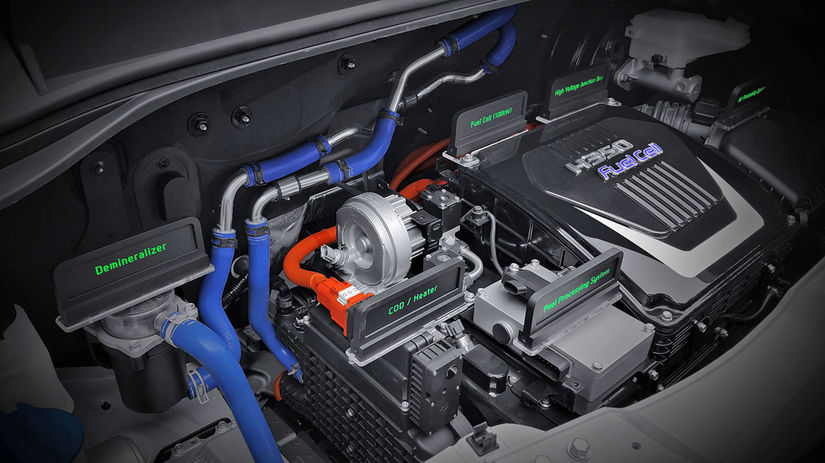 Elektromotor má výkon 100 kW a krútiaci moment...