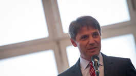 Bratislavskí starostovia sa búria proti Nesrovnalovi, ide aj o veľké peniaze