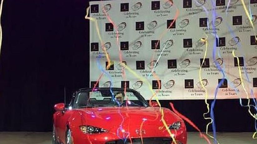Vlaňajším víťazom sa stal prekvapivo roadster...