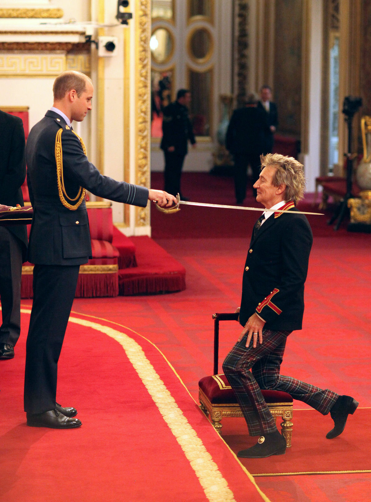 Princ William, vojvoda z Cambridge, udelil...