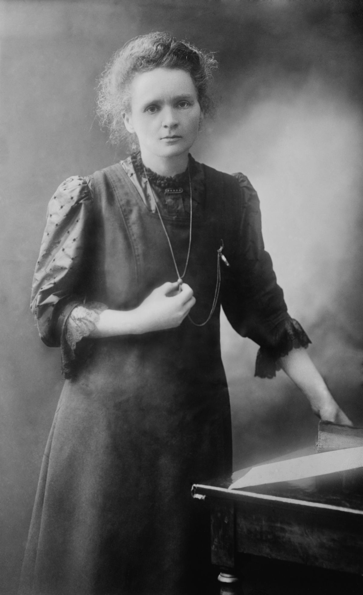 Marie Curie dostala dve Nobelove ceny, jednu za...