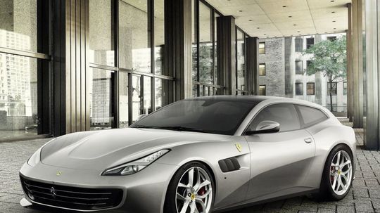 Ferrari GTC4 Lusso T - 2016