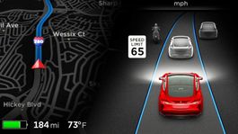 Tesla musí zmeniť názov Autopilot. Úradom dochádza trpezlivosť