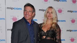 Dennis Quaid oslavuje 65! Vek zapiera pri partnerke mladšej o 30 rokov
