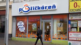 Pochybné nebankovky skončili