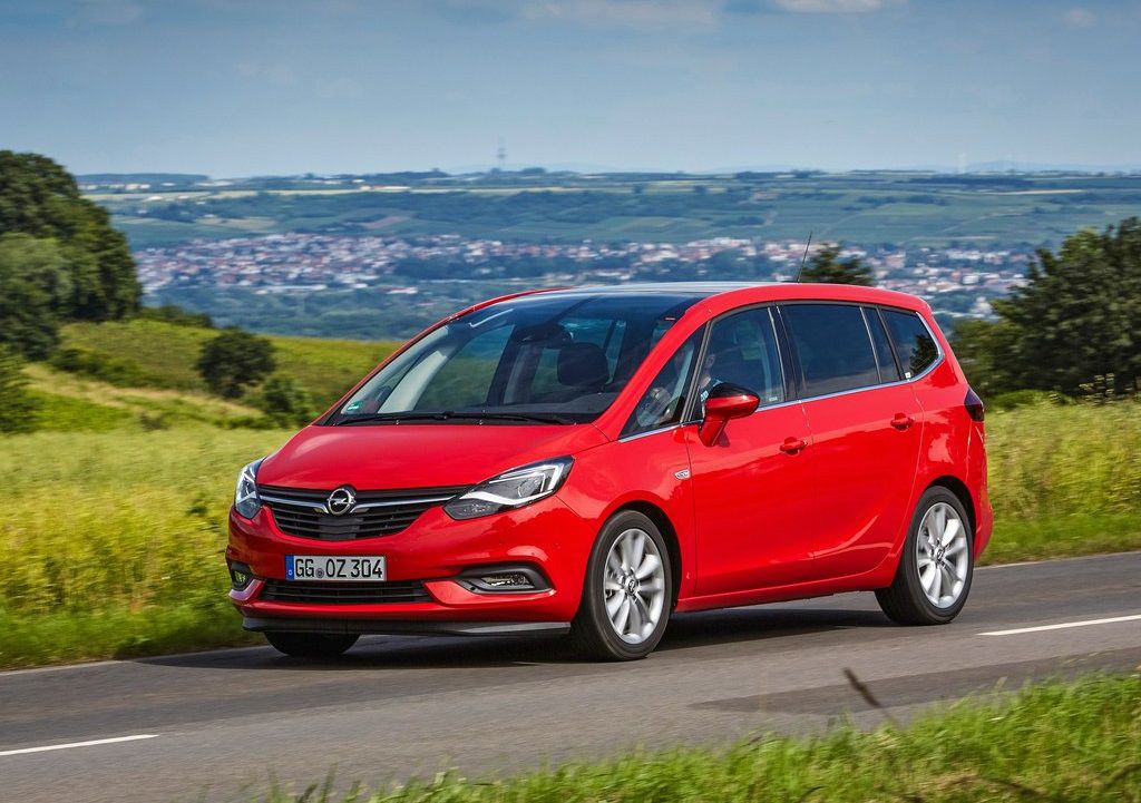 Základná verzia Oplu Zafira stojí 16 790 eur.
