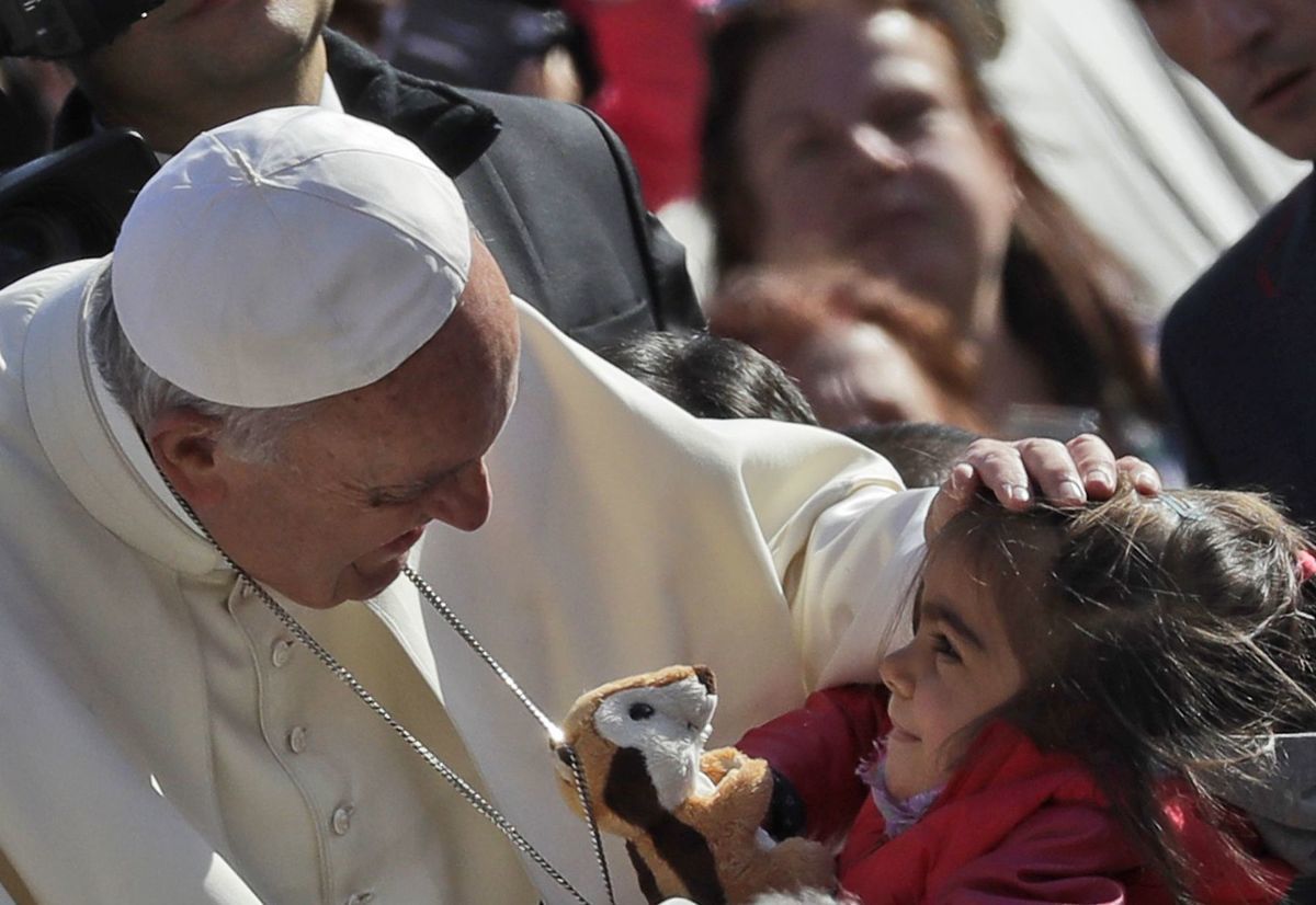 pápež František, Vatikán, dieťa, plyšák