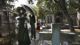 Deň zosnulých, Deň mŕtvych, Mexiko, cintorín, masky, kostry, duchovia, lebka