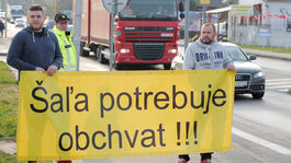 Šaľa 27-tisíc áut denne nezvláda. Obchvat mešká