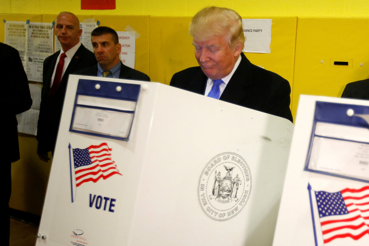 Republikánsky prezidentský kandidát Donald...