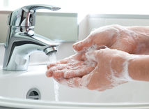 ruky, umývanie rúk, mydlo, voda