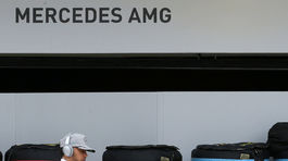 Hamilton nevzdáva boj o titul. V Brazílii odštartuje z prvého miesta