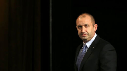 Bulharský prezident Radev na budúci týždeň rozpustí parlament