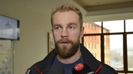 Třinec režíroval prvé finále v Česku. K triumfu nad Brnom 5:1 prispeli aj Slováci