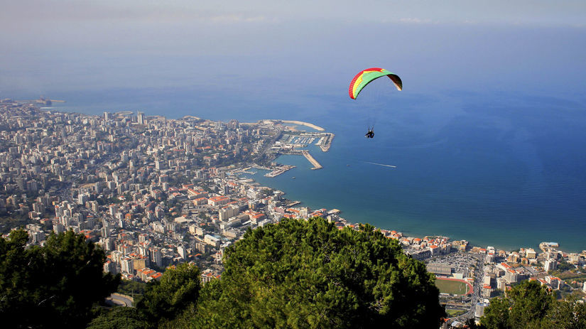 Paraglajder nad Libanonom. (ilustračné foto)