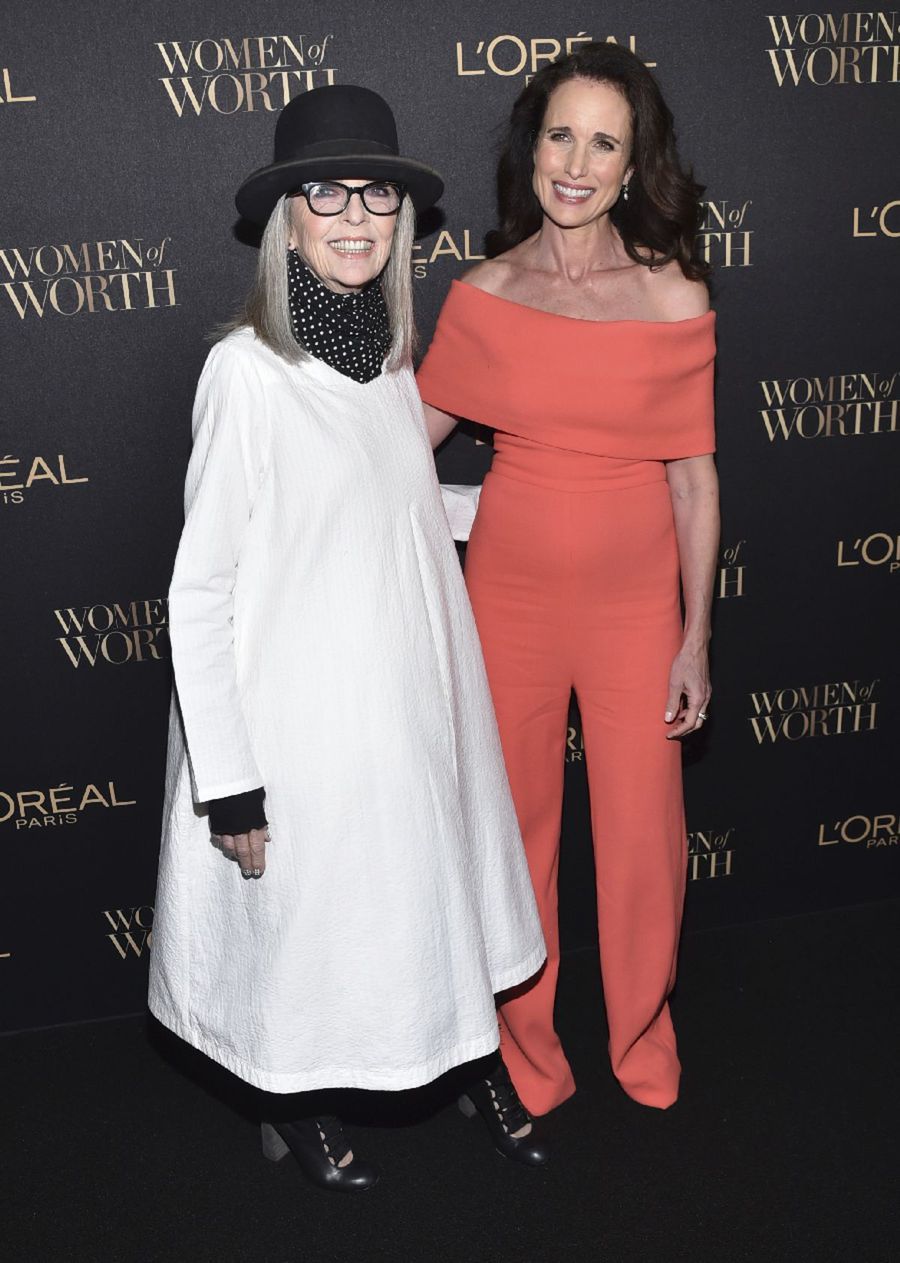 Diane Keaton a Andie MacDowell (vpravo) počas...