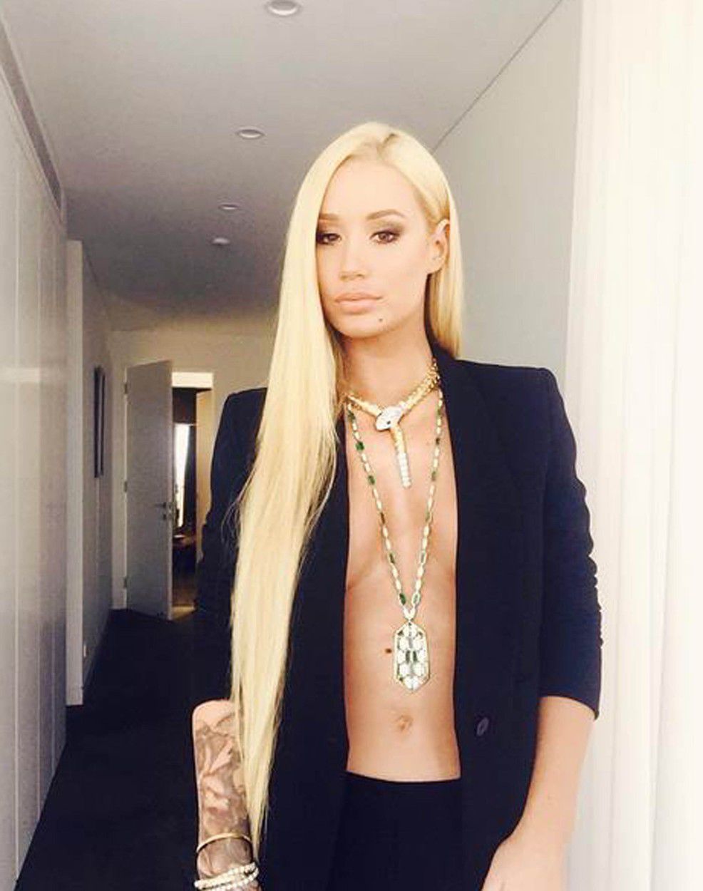 Raperka Iggy Azalea na udeľovaní "GQ...