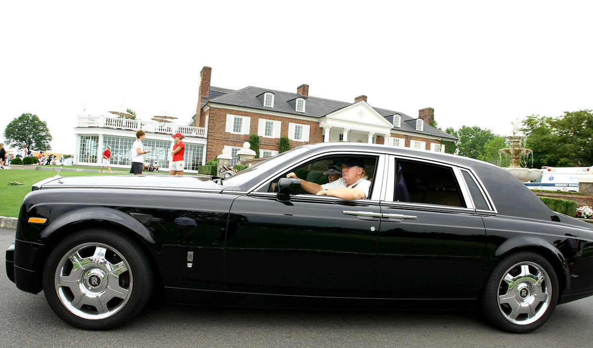 V súčasnosti jazdí Trump na Rolls-Royce...