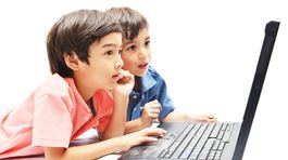 Počítač nie je pre deti pohroma, môže aj vzdelávať 