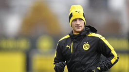 ONLINE: Exhráča Newcastlu zatkli, Reus dal podnikateľom 500-tisíc 