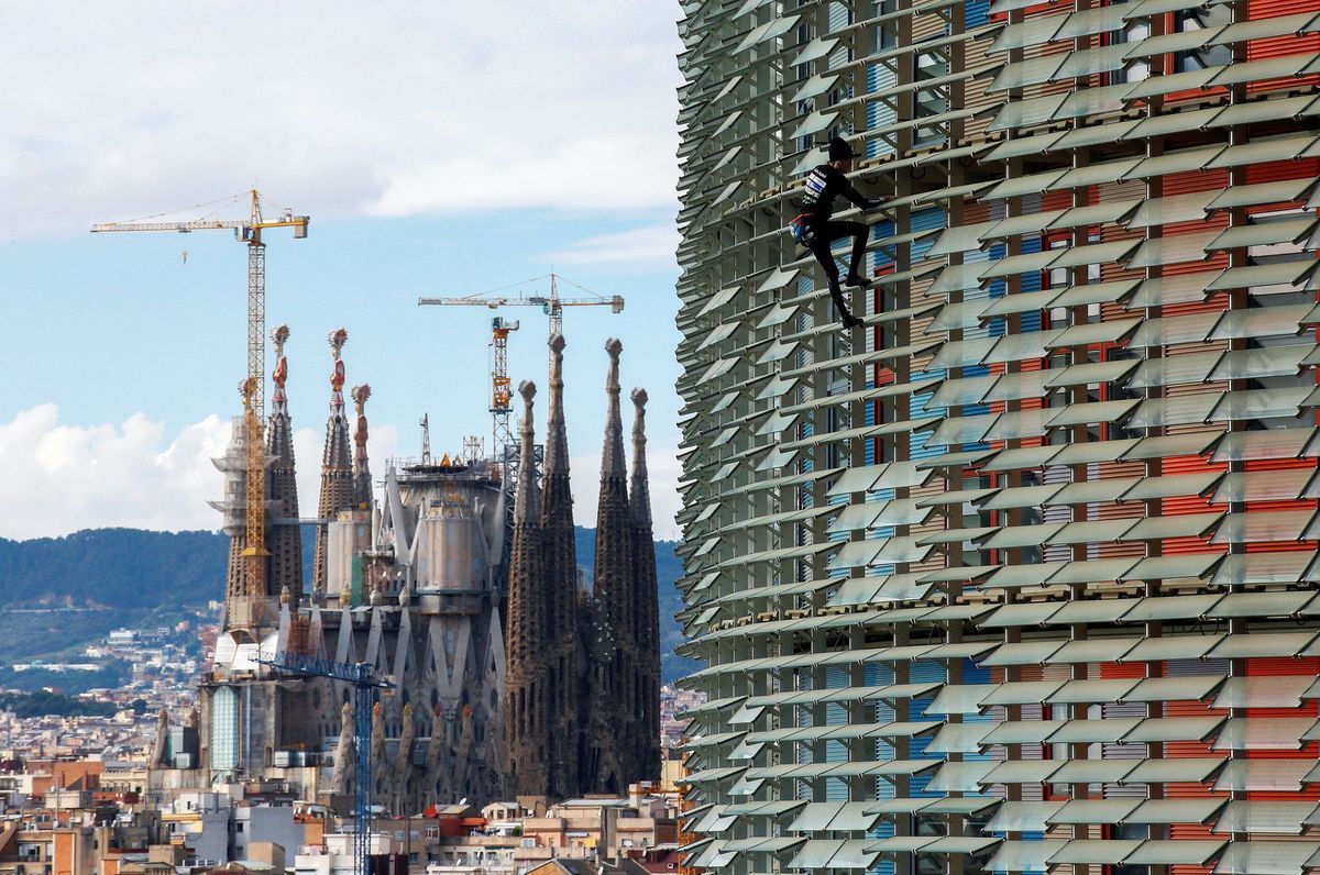 Spiderman, Španielsko, Barcelona, Sagrada Familia